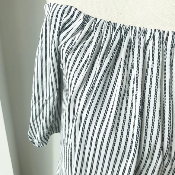 LOFT off the shoulder striped top size extra small - Picture 5 of 5
